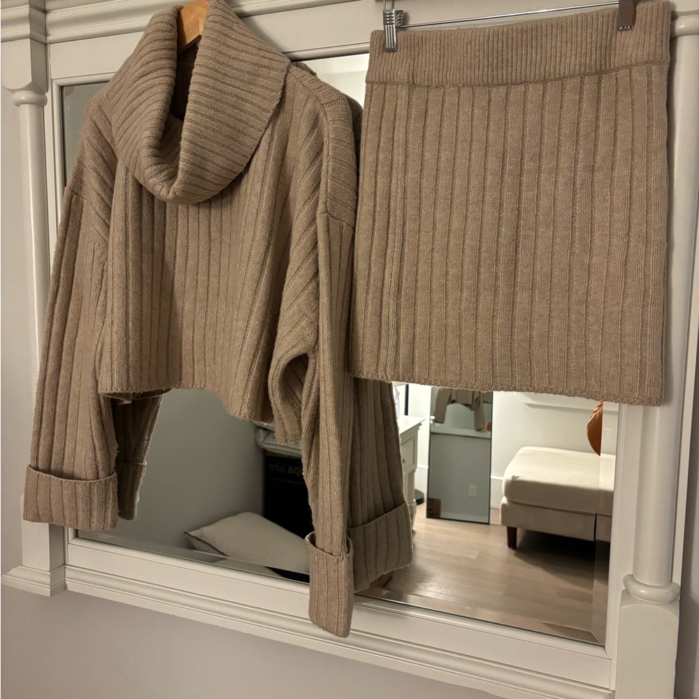 Miss Selfridge Tan Ribbed Cowl Neck Sweater Set